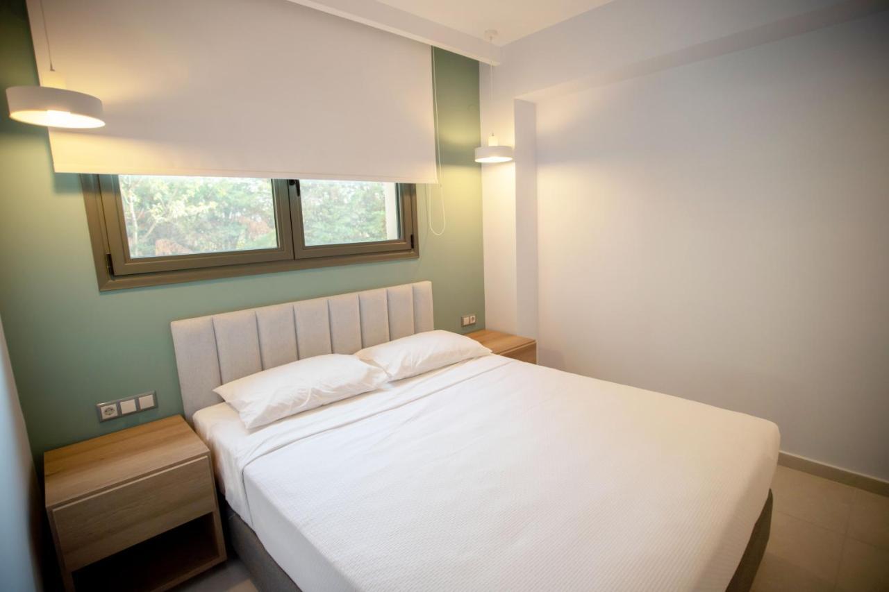 8 Boutique Suites 네아 포티데아 외부 사진